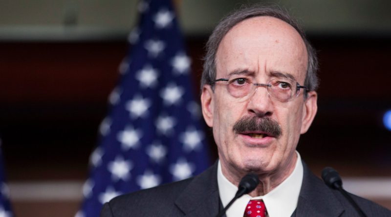 Top USA official pummels '