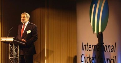 PCB's Ehsan Mani pulls