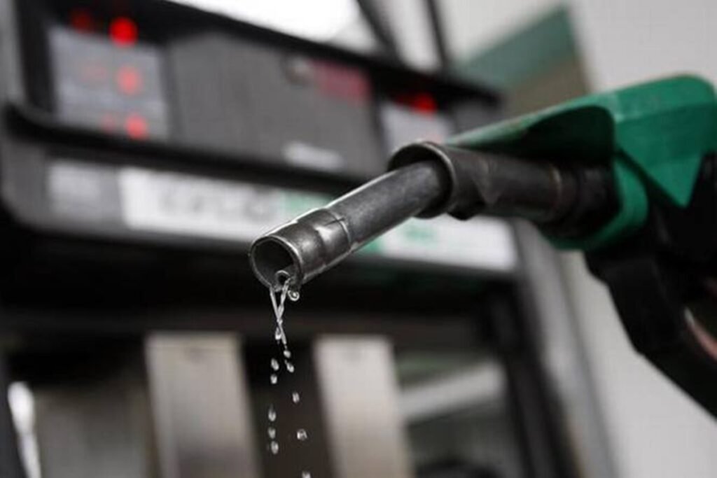 Diesel breaks Rs 80-mark in Delhi