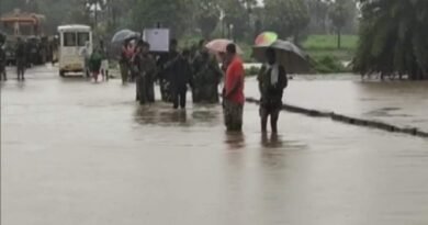 CRPF jawans lift the