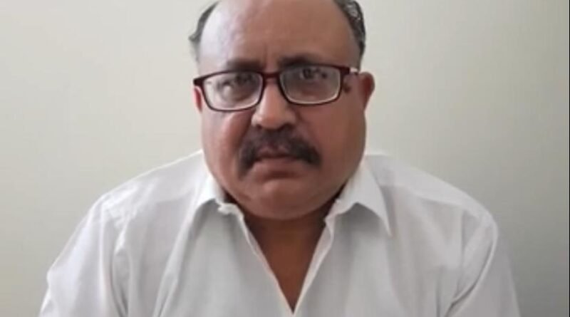 Journalists in contact