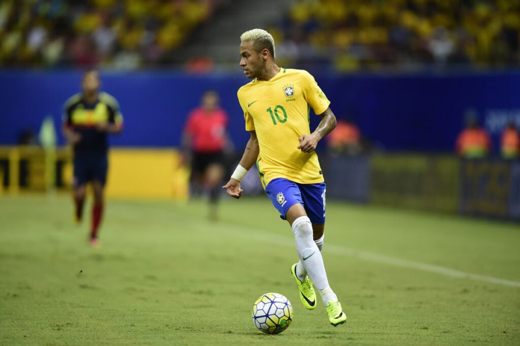 Neymar's difficulty playing