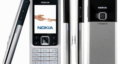 Nokia 8000 4G poster