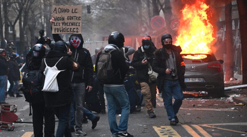 Violence erupts