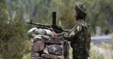Pak violates ceasefire