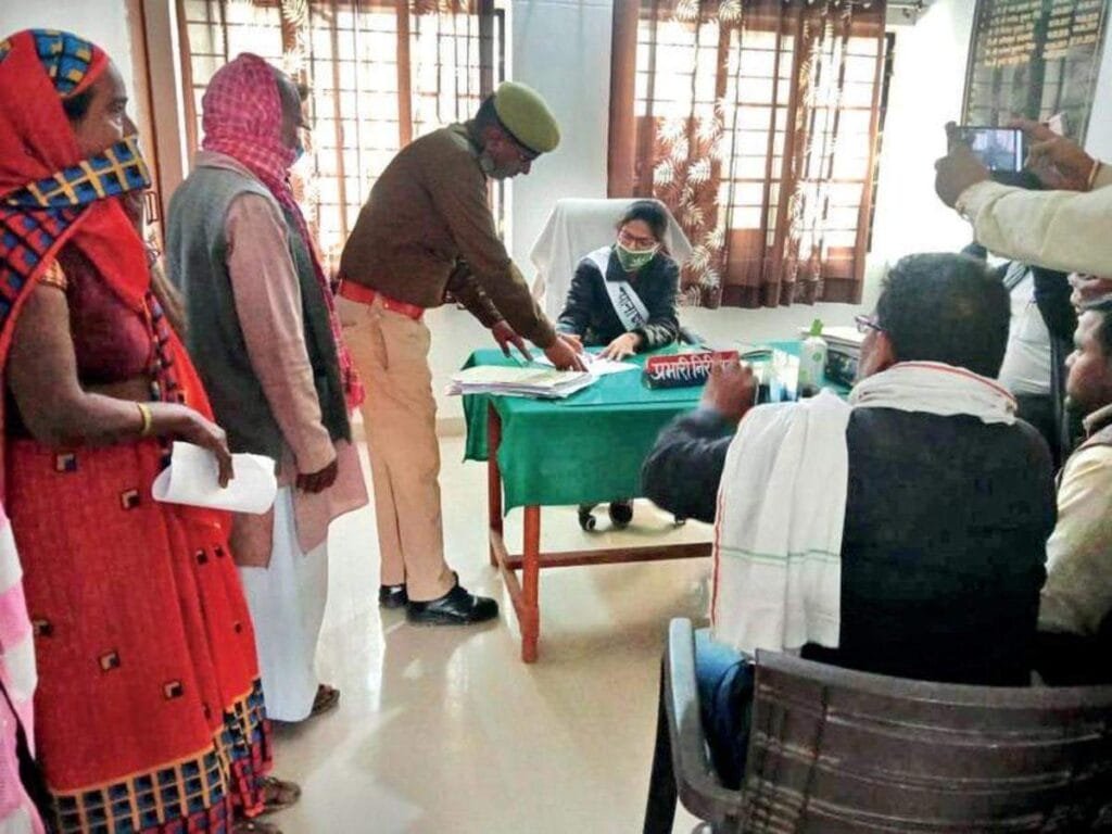 Akanksha challaned her father