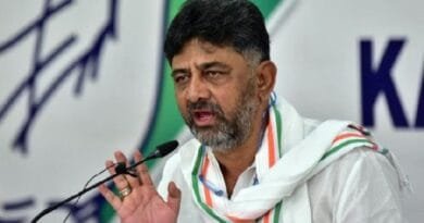 Karnataka: Congress workers