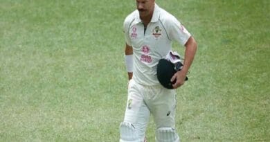 David Warner flopped