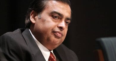Mukesh Ambani slipped