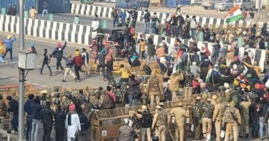 More than 300 policemen