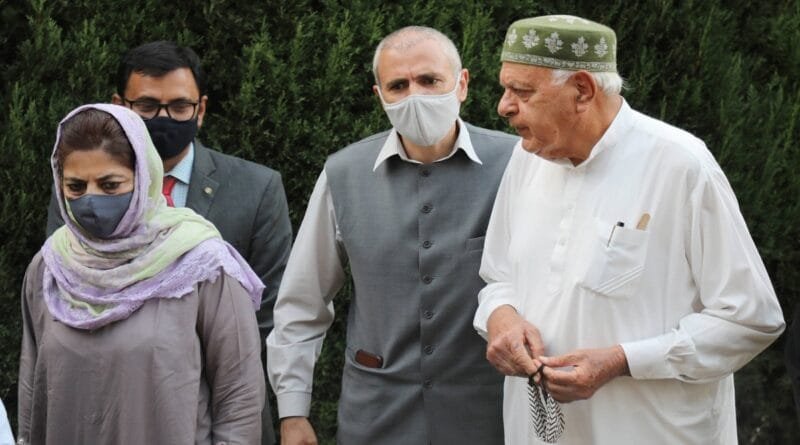 Rift in the constituents