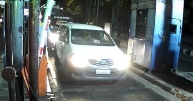 Innova seen near Mukesh