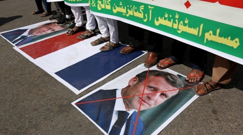 Pakistan Angry With France