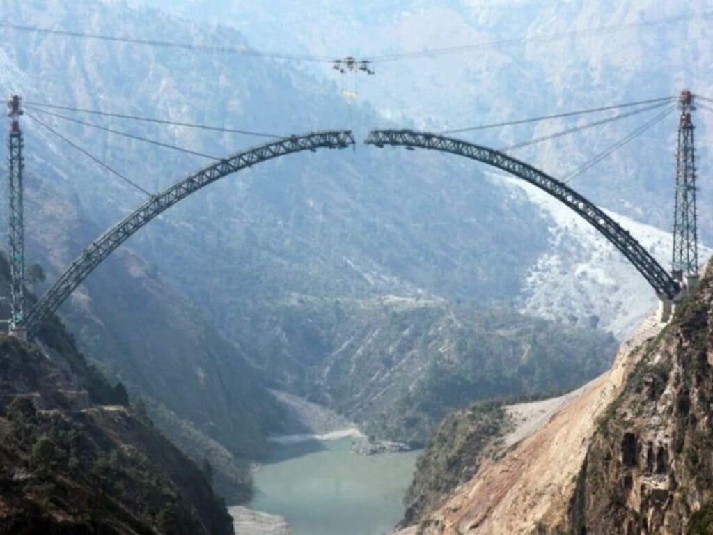 Construction of the arch