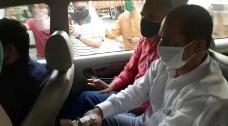 Mumbai police officer