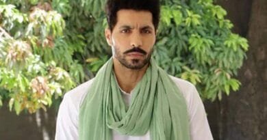 Deep Sidhu gets bail in ASI