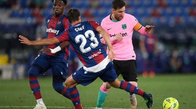 Barcelona played a draw