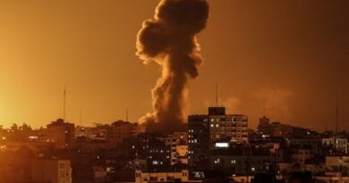 Israeli planes strike Hamas