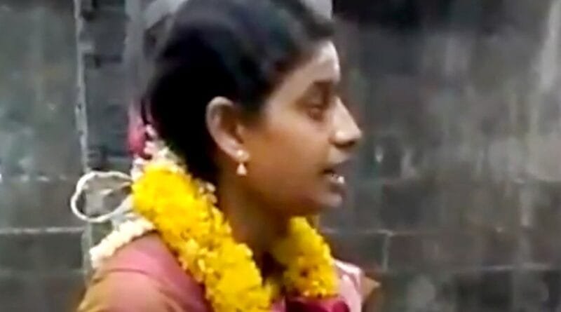 Tamil Nadu female priest Suhanjana
