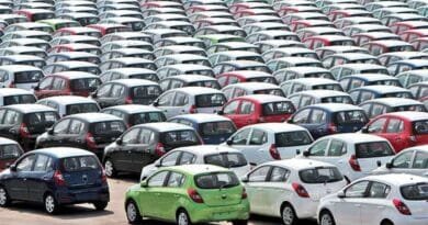 Automakers register tremendous