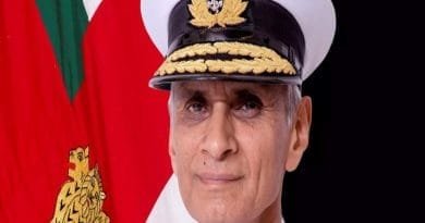 Indian Navy Chief arrives