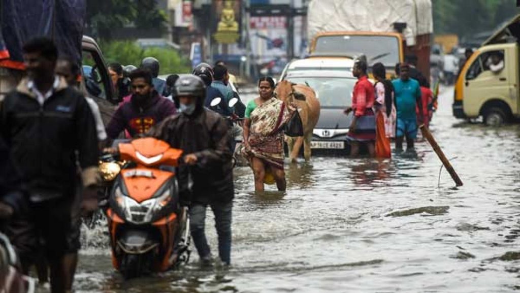 Red alert issued for heavy rains