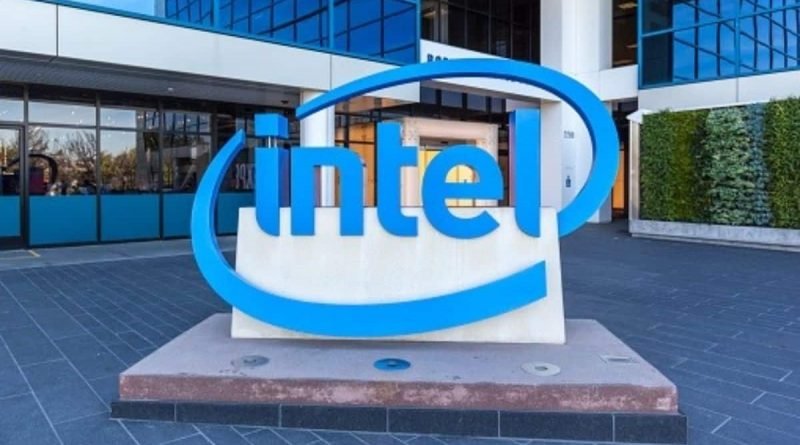 Intel preparing for semiconductor