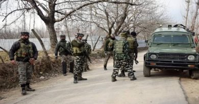 Terrorists attack CRPF jawans