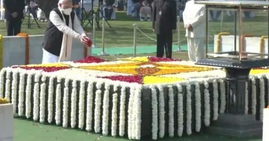 PM Modi paid tribute