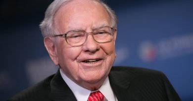 Warren Buffet became the 5th