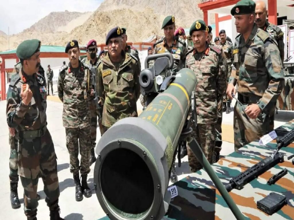 Army Chief reached Ladakh