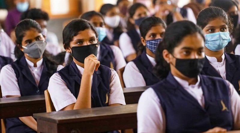 Karnataka: 31 students