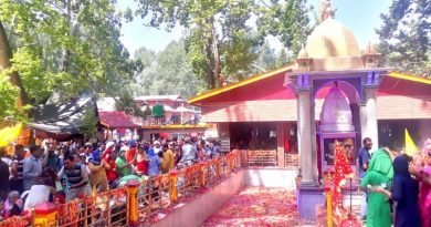 Kashmiri Hindus reached