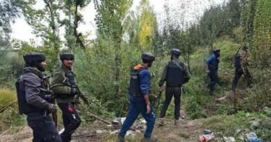 News Breaking: Three Lashkar terrorists killed in Shopian