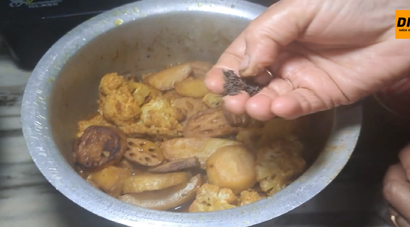 North Indian Mixed Veg Curry | Delicious & Nutritious Recipe with Nadru, Cauliflower & More