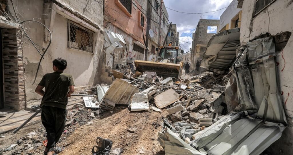 Israel Resumes Ceasefire in Gaza Amid Aid Deliveries